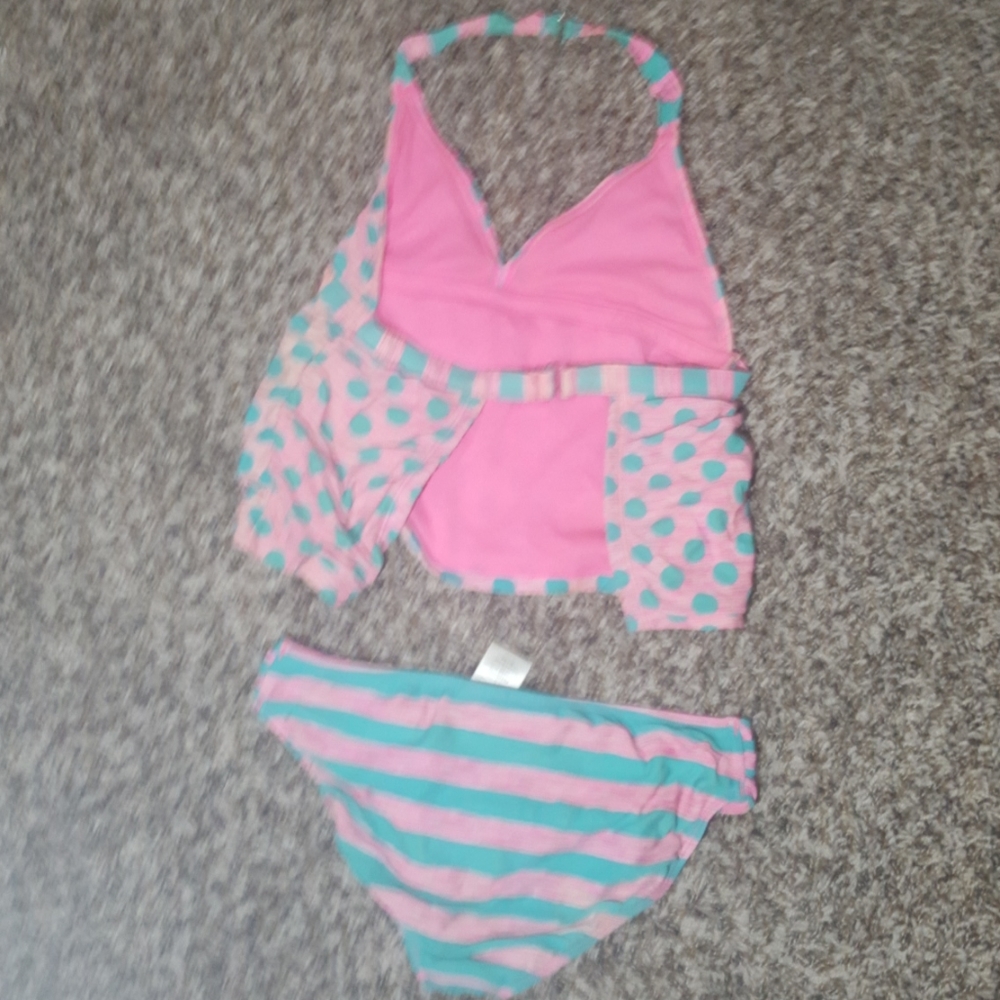 Bathing suit - Picture 3 of 3